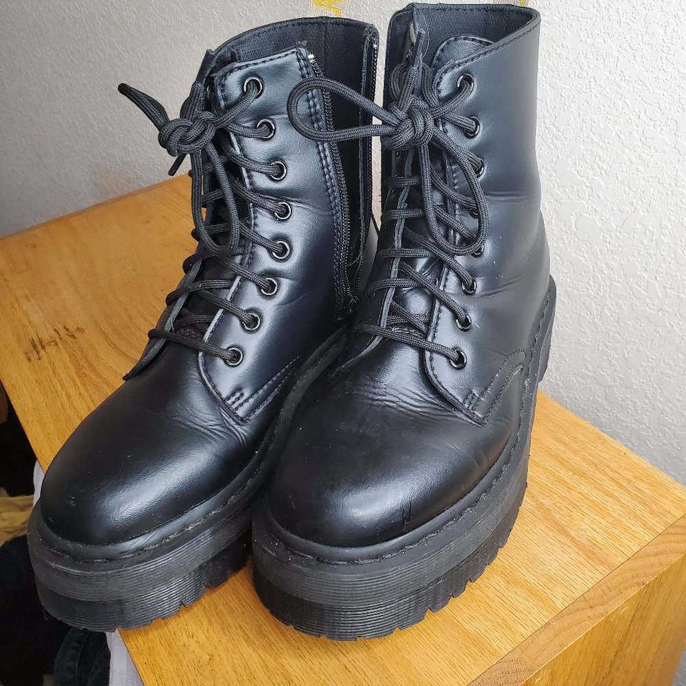 Dr. Martens Vegan Jadon II Mono Platform Boots